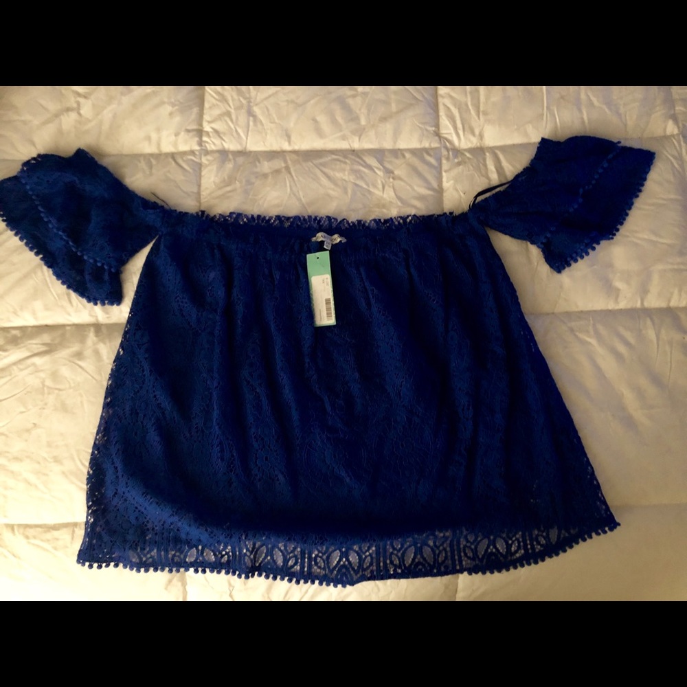 NWT off the shoulder lace top
